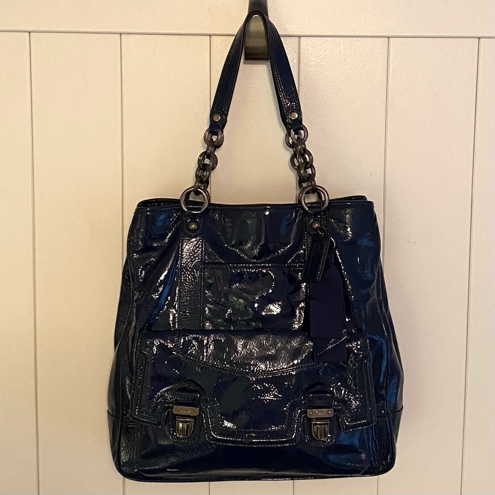 Coach Patent leather tote 🛍
